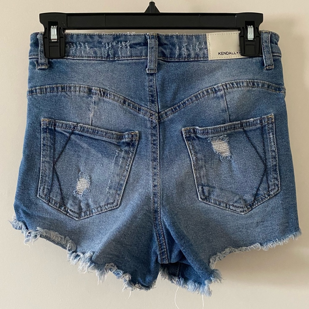 Kendall + Kylie‎ The Icon Short Jean Shorts, 26 - Picture 3 of 8